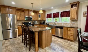 1 Pine Cone Dr, Alfred, ME 04002