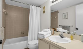 440 SEAVIEW Ct 504, Marco Island, FL 34145