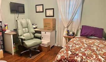 1090 Lakeview Street St, Waterford, MI 48328