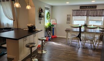 128 E Montford Ave, Ada, OH 45810