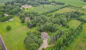 16714 Queens Rd, Avon, MN 56310