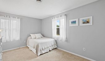70 N FAIRFIELD Dr, Dover, DE 19901