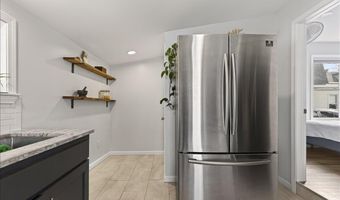 22 Lane St, Bangor, ME 04401
