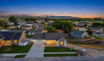 326 Lakeview Blvd, American Falls, ID 83211