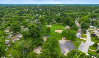 113 Roland Ave, Ballwin, MO 63021