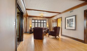907 1st Dr NW, Austin, MN 55912