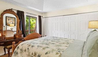 7 Atrium Cir D, Atlantis, FL 33462