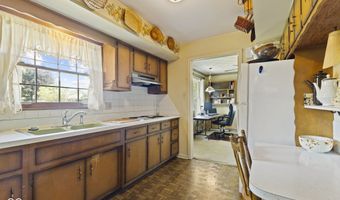 618 Mellowood Dr, Indianapolis, IN 46217