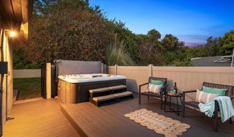 5145 San Aquario Dr, San Diego, CA 92109