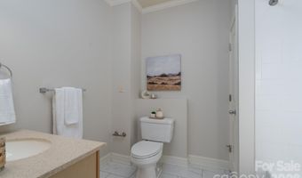 1617 Brook Rd, Charlotte, NC 28205