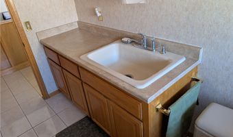 16560 Koda Rd, Apple Valley, CA 92307