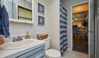 1506 S 14th St, Adel, IA 50003