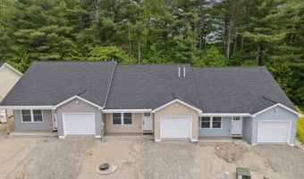 25 Village Cir, Augusta, ME 04330