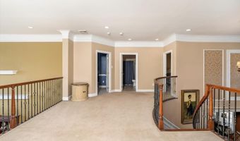 30 Ridgeview Way, Allentown, NJ 08501