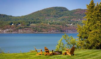 6954 Vermont Route 17 W, Addison, VT 05491