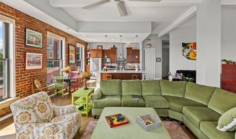 7 Alby St 2, Alton, IL 62002