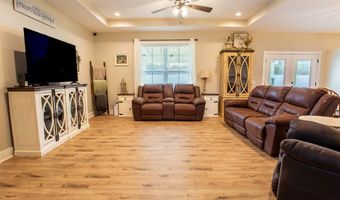 486 Old Blackshear Rd, Baxley, GA 31513