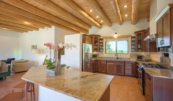 9 Desiderio, Arroyo Seco, NM 87514