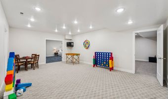 735 E 850 S, Centerville, UT 84014