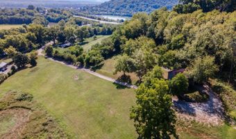 5143 Hogan Rd, Aurora, IN 47001