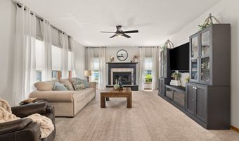 895 Williamsburg Ct, Ashland, OH 44805