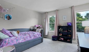 706 Eaglebrooke Dr, Ballwin, MO 63021