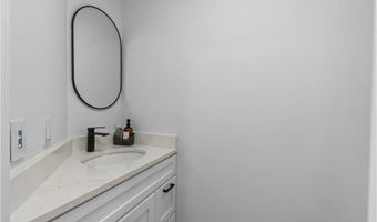 41 Dale Ave D, Johnston, RI 02919