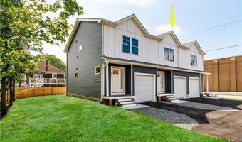 400 Juniper St B, East Providence, RI 02914