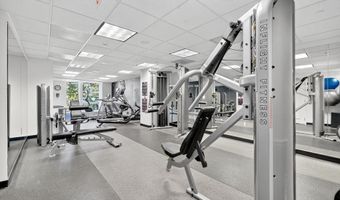 6820 WISCONSIN Ave 4006, Bethesda, MD 20815