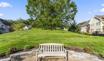 56 Tucker St 56, Danbury, CT 06810