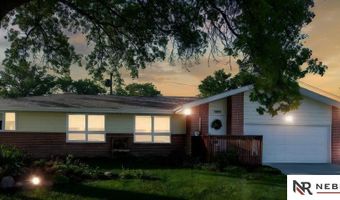 1828 William Dr, Beatrice, NE 68310