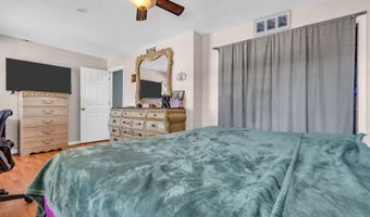 1233 Pacific Ave, Beachwood, NJ 08722