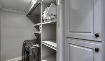 730 Sawgrass Lakes Dr, Brandon, MS 39042