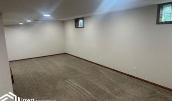 1309 E Elm St, Algona, IA 50511