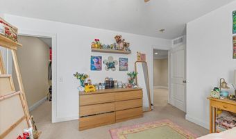2820 Ashwood Dr, Alliance, OH 44601