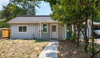 376 Crowson Rd, Ashland, OR 97520