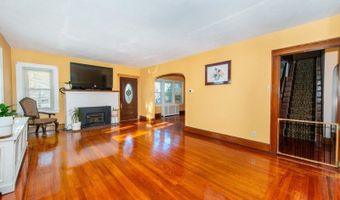 2 Hillcrest Ave, Andover, NJ 07801