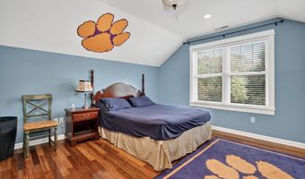 501 S MAIN St, Berlin, MD 21811