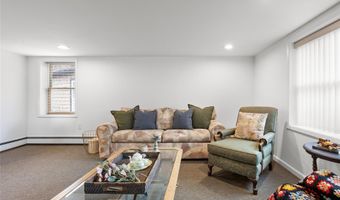 88 Evans Ave, Albertson, NY 11507