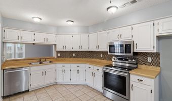5601 YALE, Bartlett, TN 38134