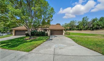 2113 David Dr, Escondido, CA 92026