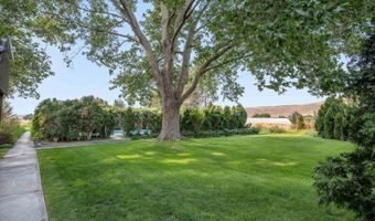 53010 N Hillview Ct NE, Benton City, WA 99320