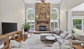 8105 Wycliffe Dr, Anderson Twp., OH 45244