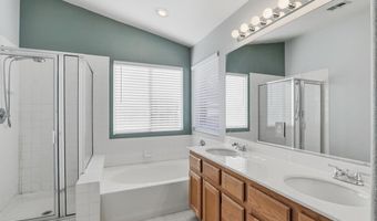 687 Arrowhead Canyon Dr, Henderson, NV 89002