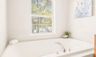 8469 BYERS Dr, Alexandria, VA 22309