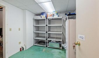 34 Parkwood Dr, Augusta, ME 04330