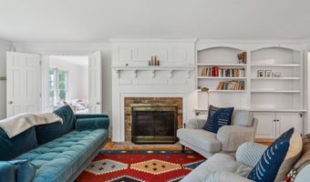 790 Rhoades Hl, Barnard, VT 05031