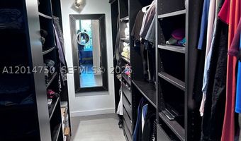 20365 W Country Club Dr TH24, Aventura, FL 33180