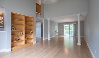 18 Eldon Way A, Atkinson, NH 03811