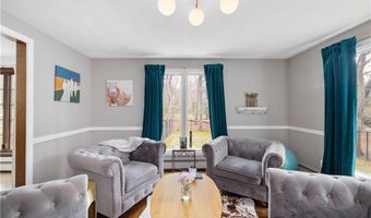 4 Intrepid Ln, Jamestown, RI 02835